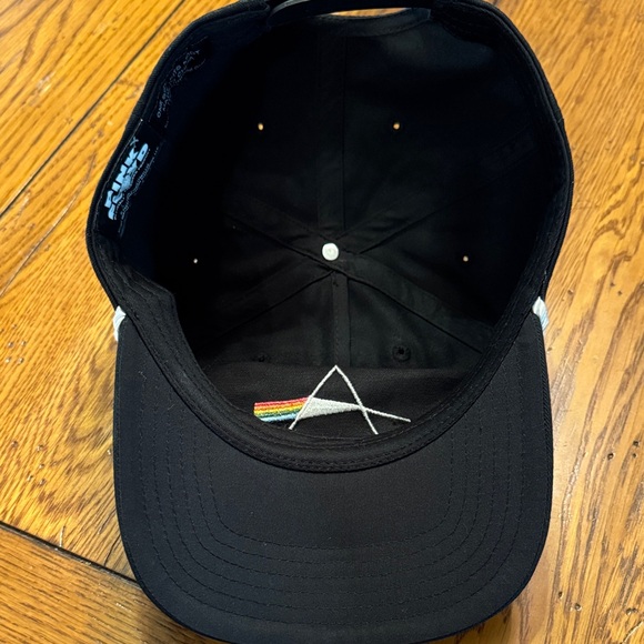 Pink Floyd “Dark Side of the Moon”Prism Logo Rope Hat – 2024 Official Tour - Picture 2 of 4